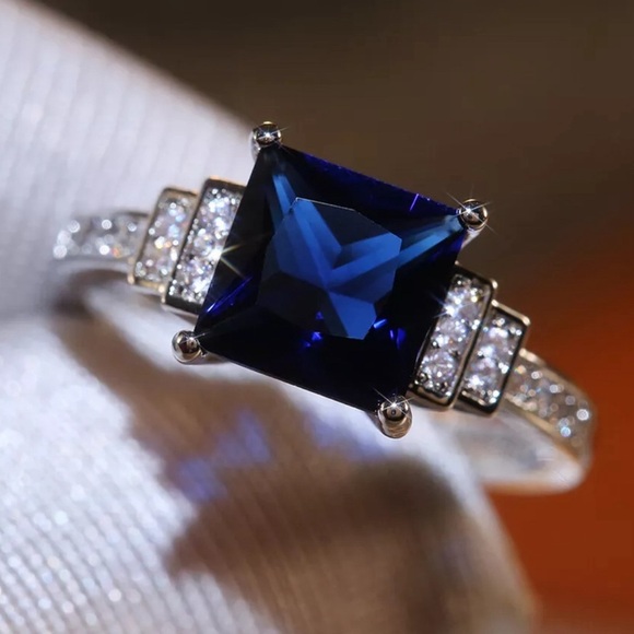 - BRIDAL WEDDING RING - Picture 8 of 9